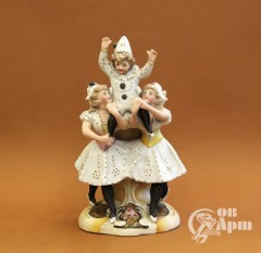 Карандашница "Цирковые акробаты"